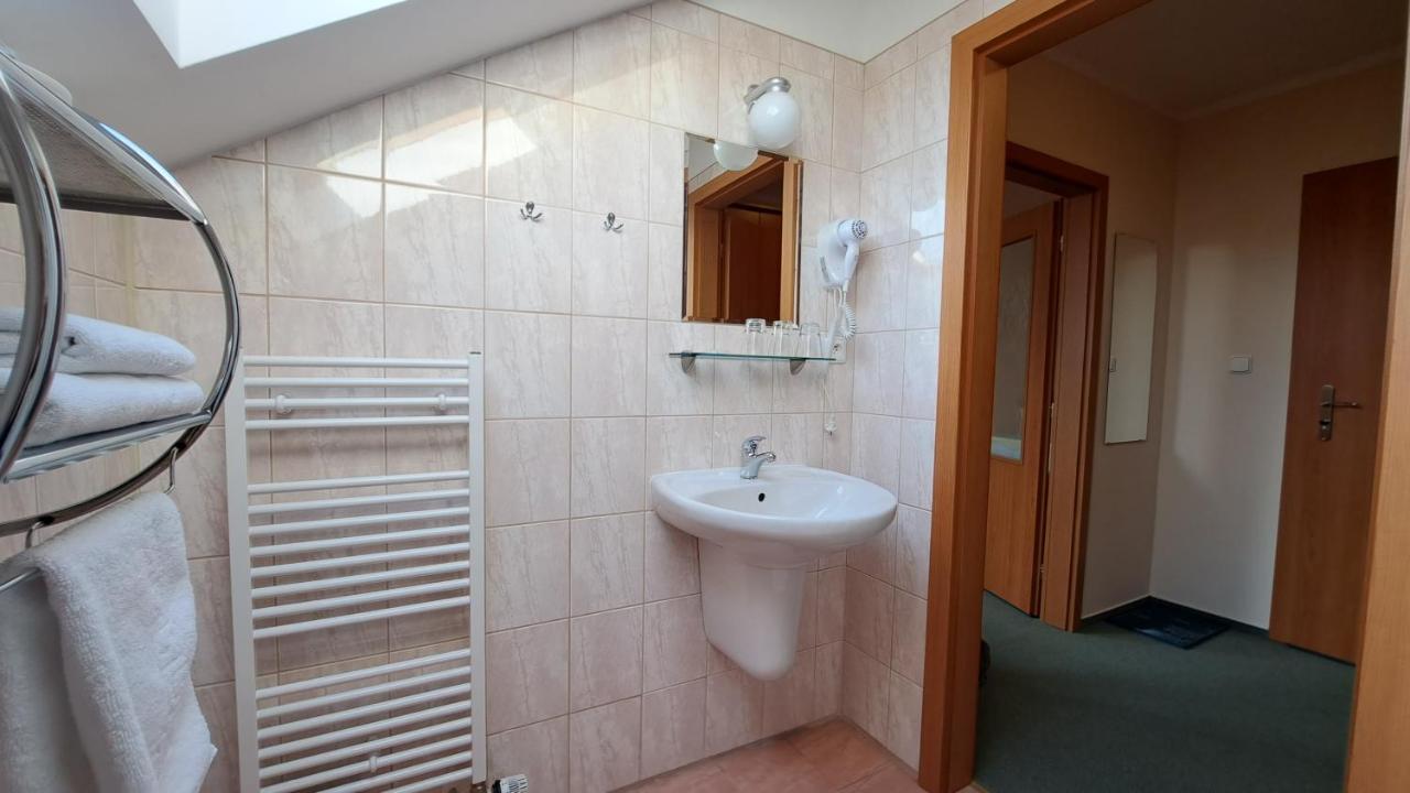 Penzion Aida Ostrava Exterior foto